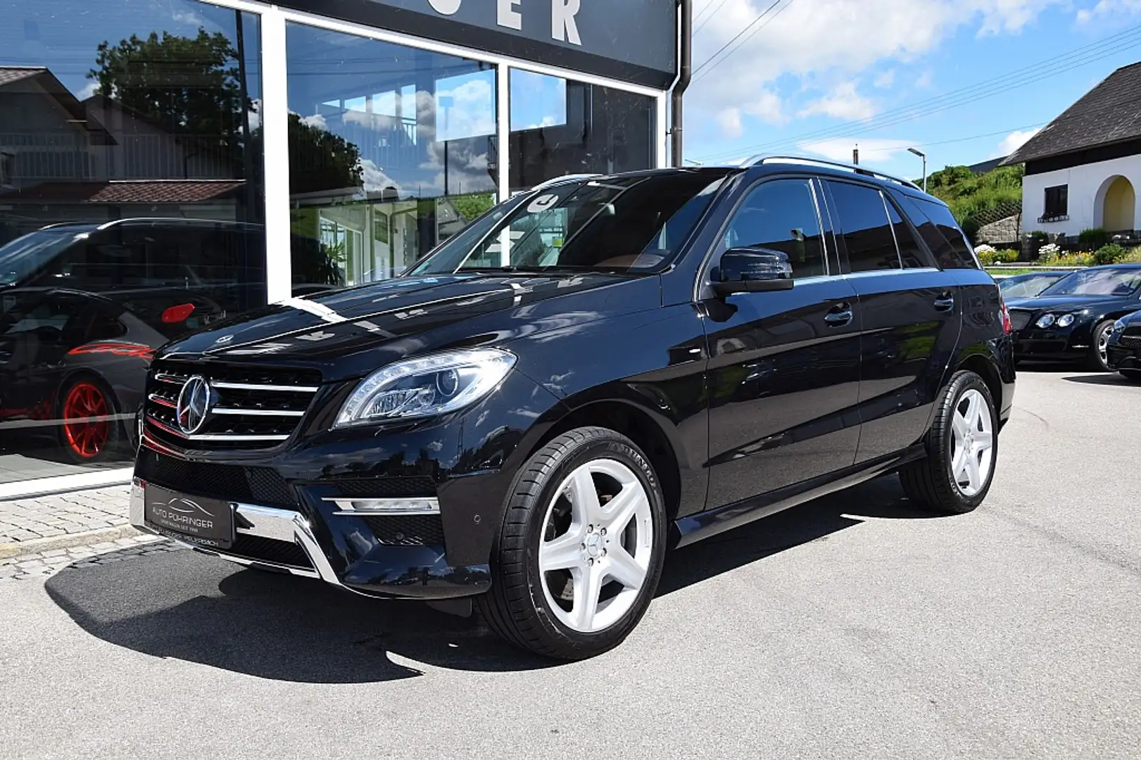 Mercedes-Benz ML 350 Blue Efficiency 4MATIC Aut. *Edition 1*designo* Negro - 2
