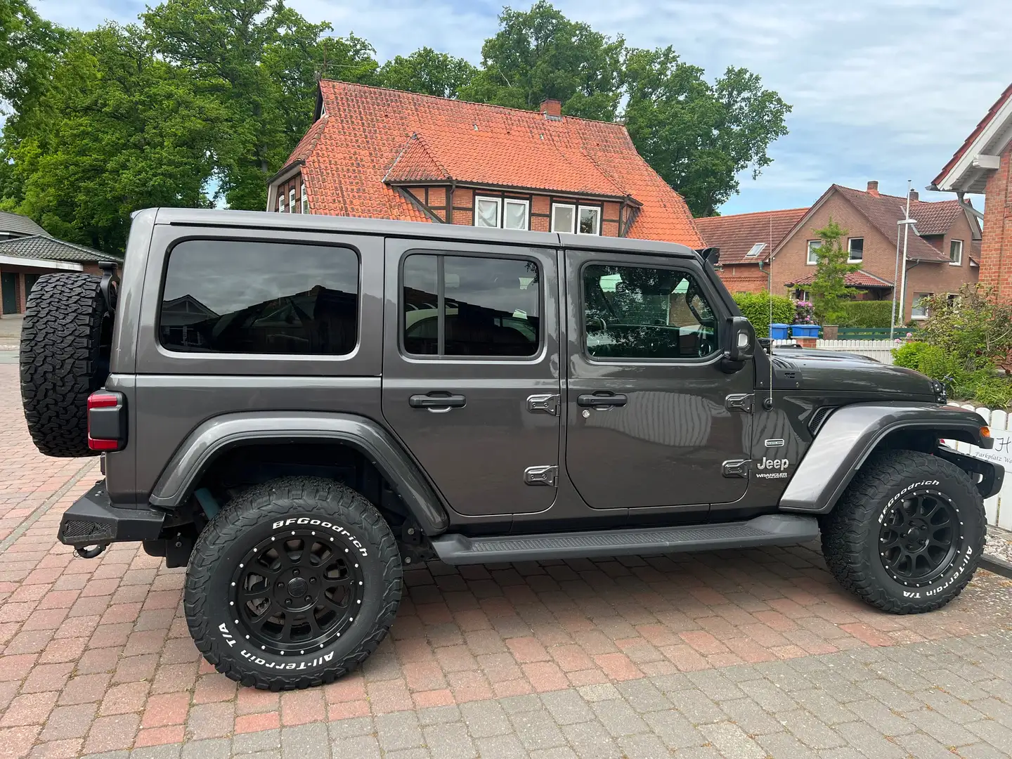 Jeep Wrangler Wrangler Unlimited 2.2 CRDi Hardtop AWD Automatik Grau - 2