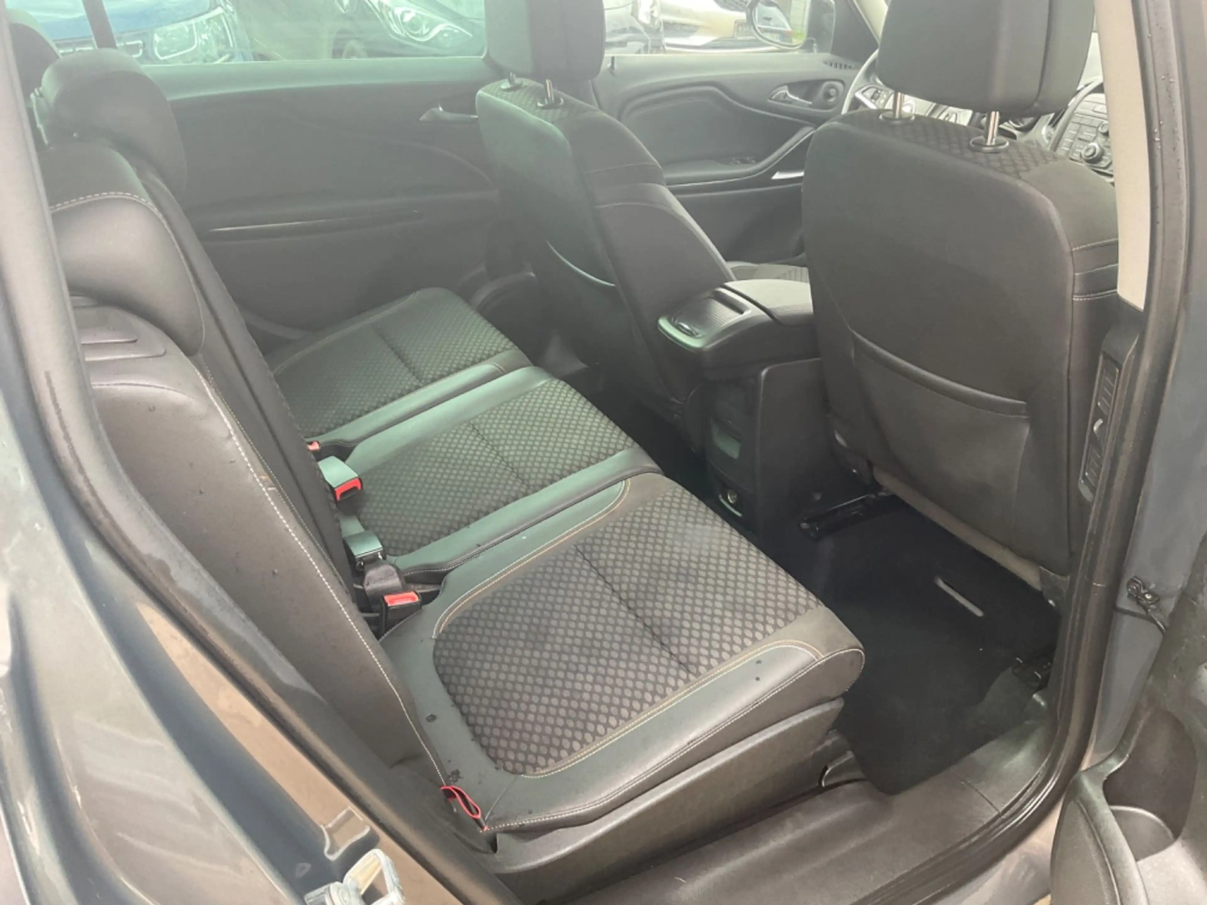 Opel Zafira C Tourer Innovation TÜV 02.2028 7 SITZE — photo 14