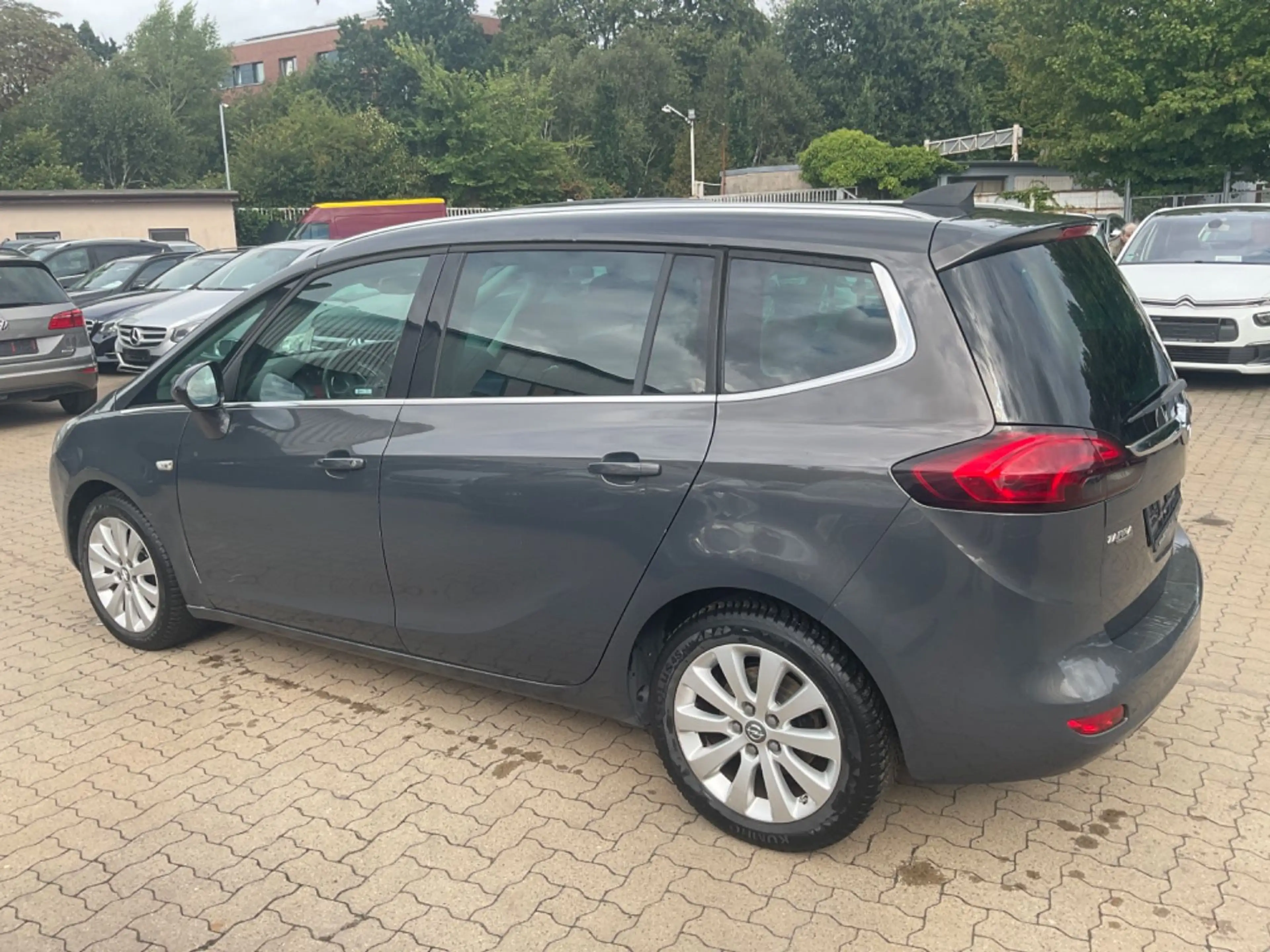 Opel Zafira C Tourer Innovation TÜV 02.2028 7 SITZE — photo 8
