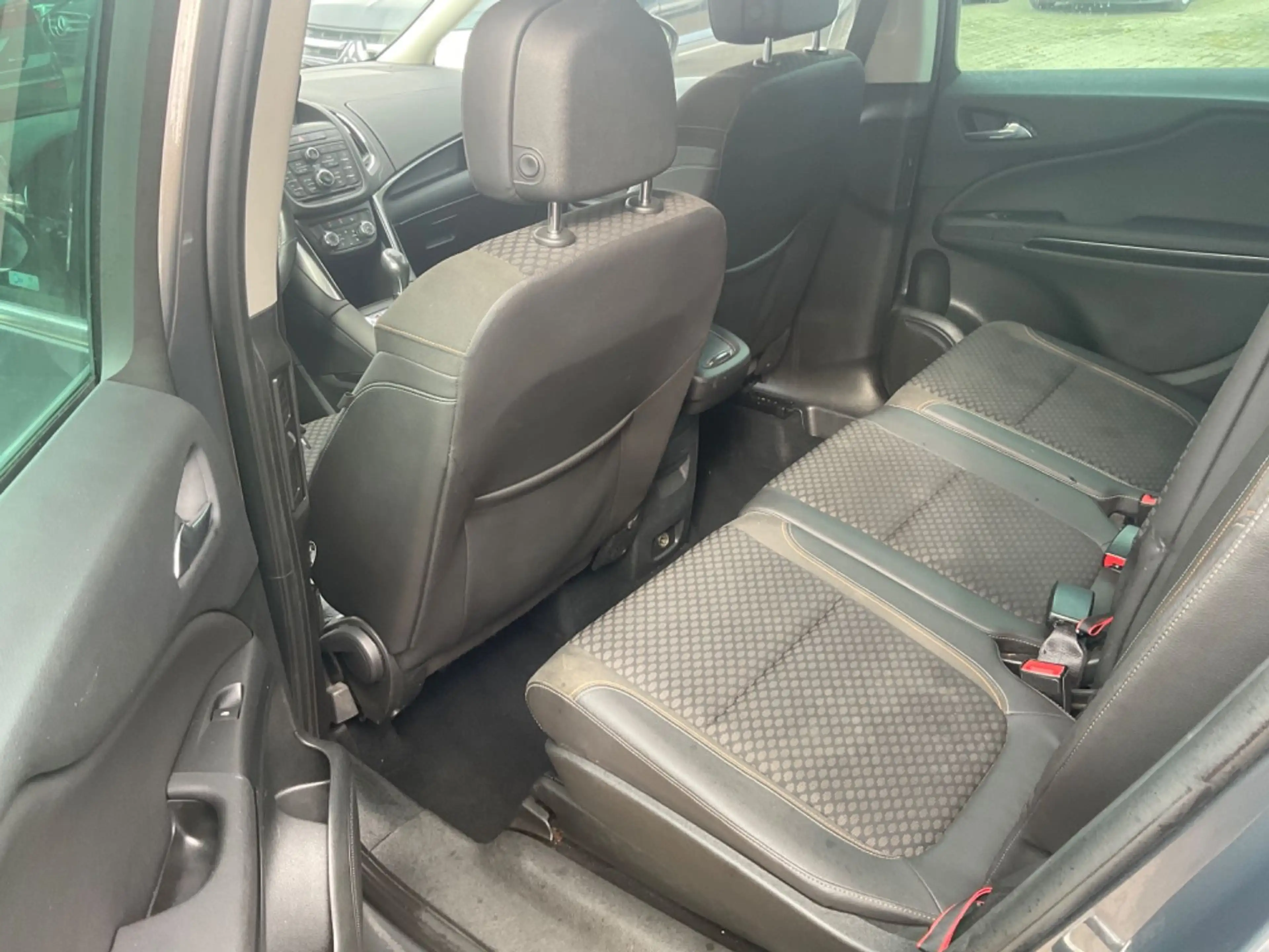 Opel Zafira C Tourer Innovation TÜV 02.2028 7 SITZE — photo 9
