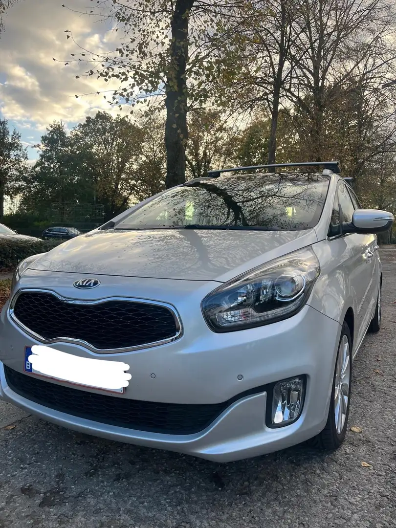 Kia Carens Carens 1.6i Lounge - 2