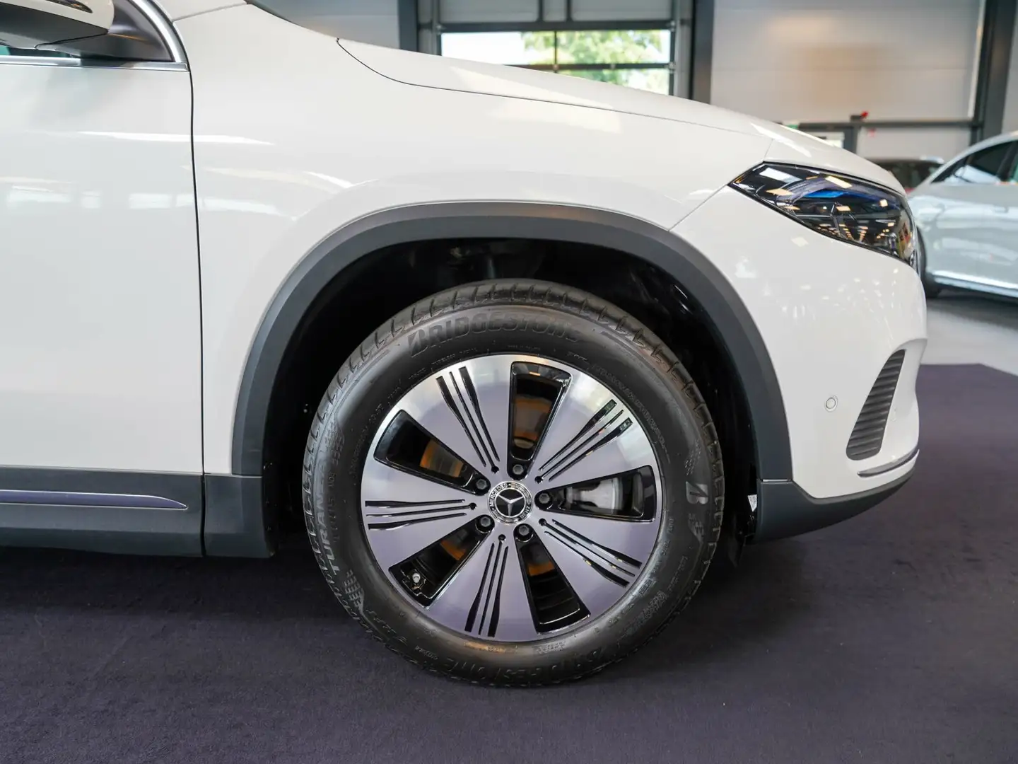 Mercedes-Benz EQA 250 EQA 250 Progressive CarPlay Rückfahrkamera DAB Weiß - 2