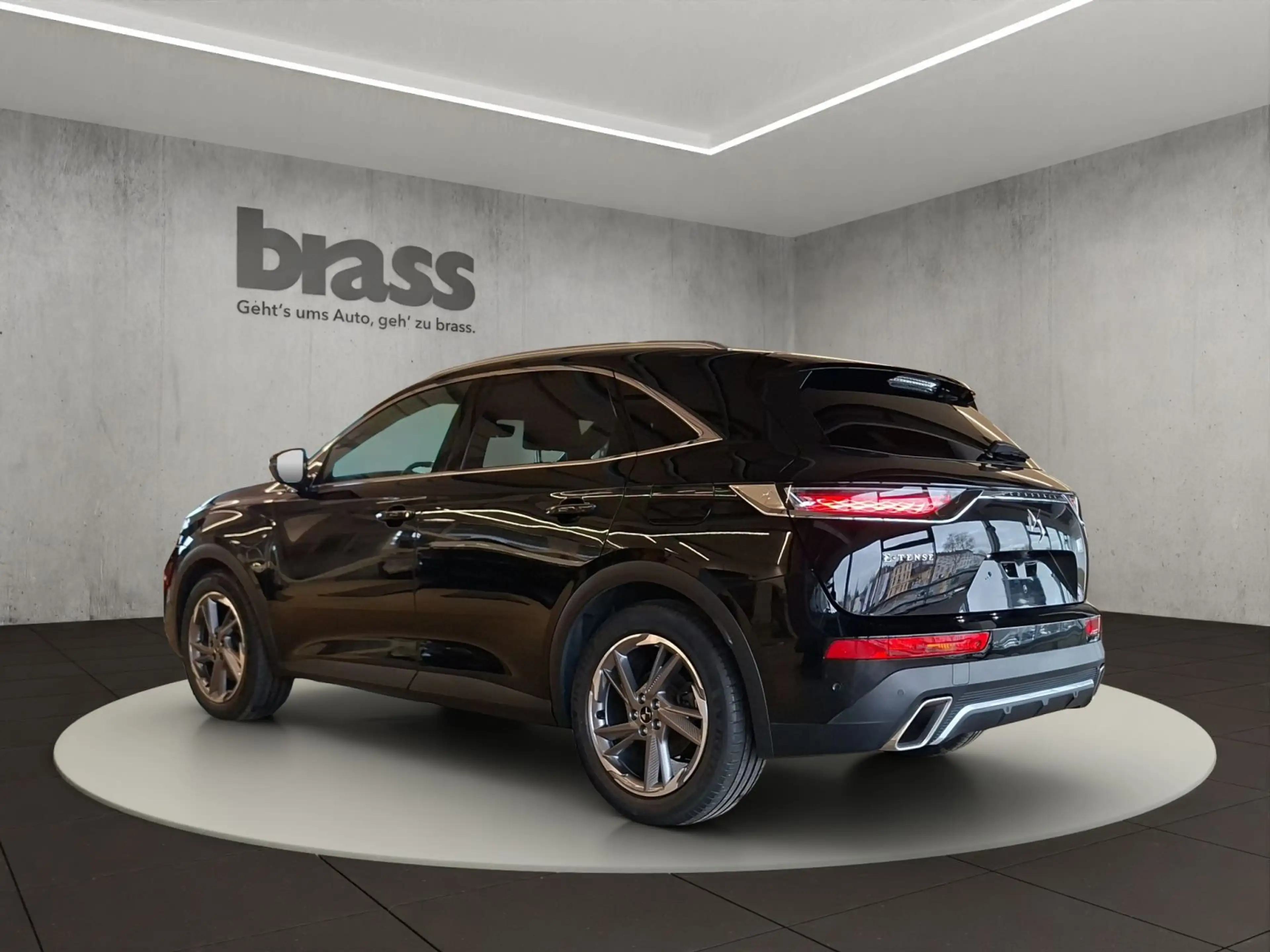 DS Automobiles DS 7 E-Tense 225 Hybrid 4x2 Rivoli — photo 3