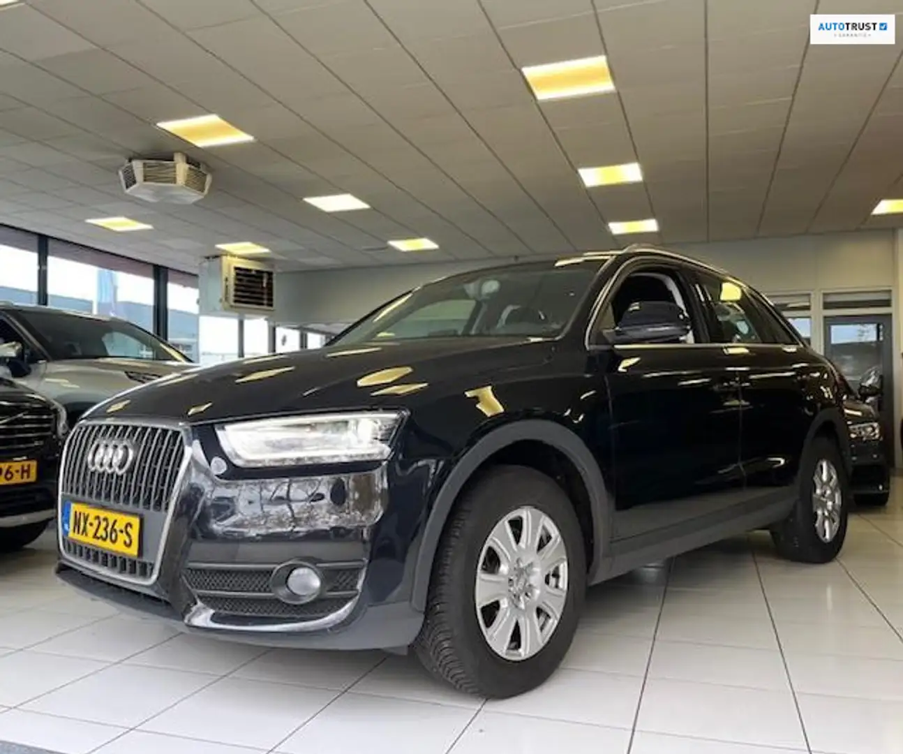 Audi Q3 1.4 TFSI Pro Line/Automaat/Navi/Stoelverwarming/Ai Zwart - 1
