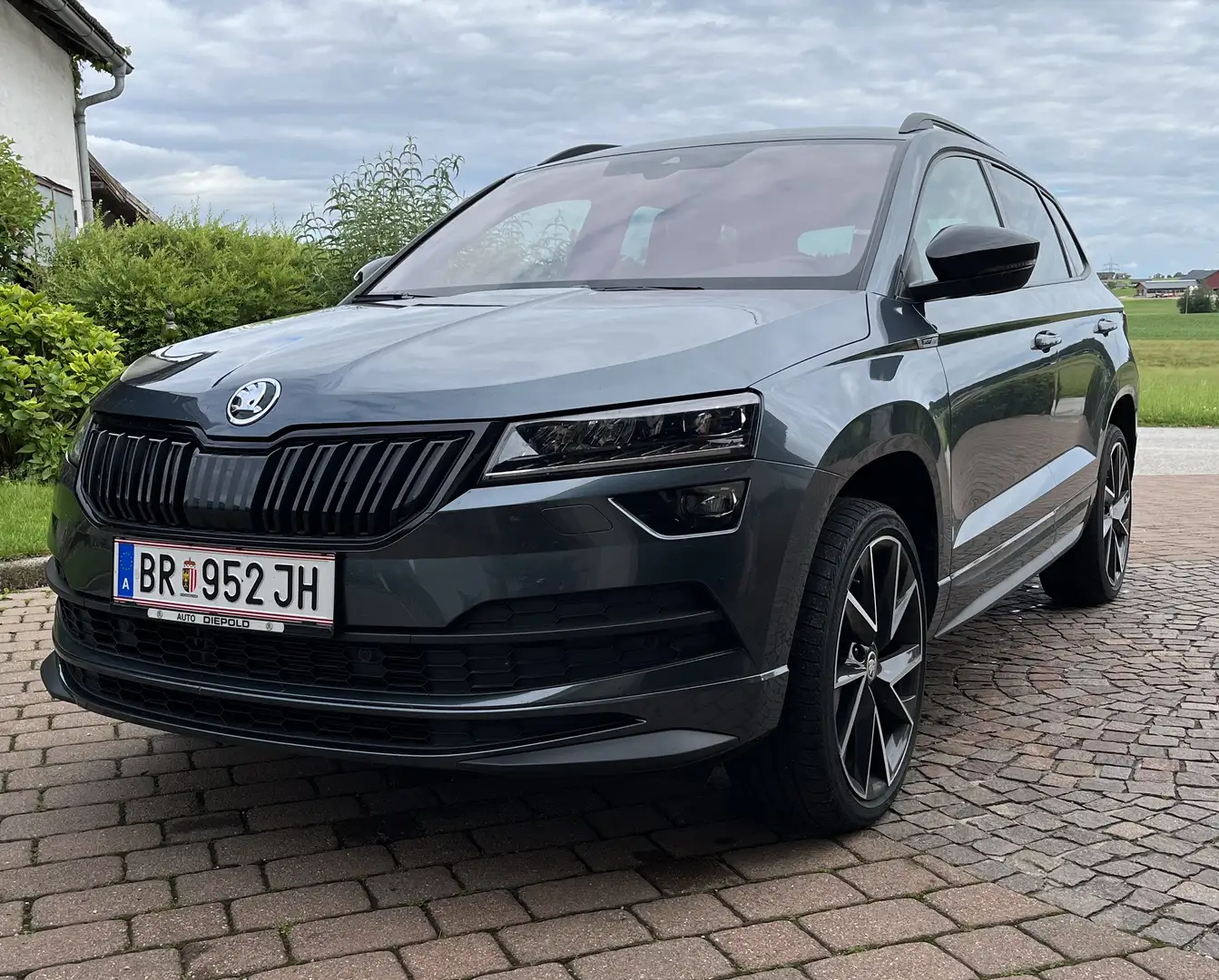 Skoda Karoq 1,5 TSI Sportline DSG - 1