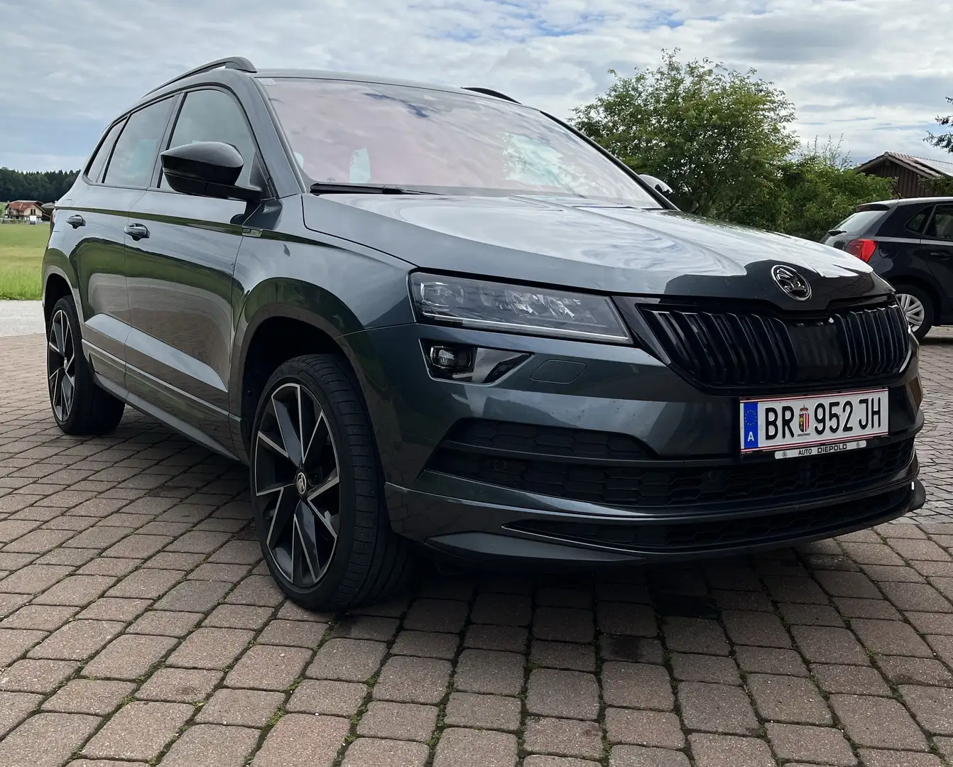 Skoda Karoq 1,5 TSI Sportline DSG - 2