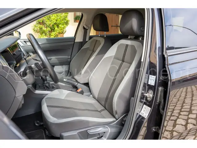 Volkswagen Polo view 6