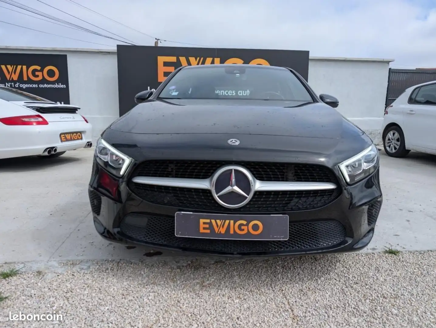 Mercedes-Benz A 180 Mercedes 1.3 180 136 7G-DCT BVA FULL ENTRETIEN Noir - 2