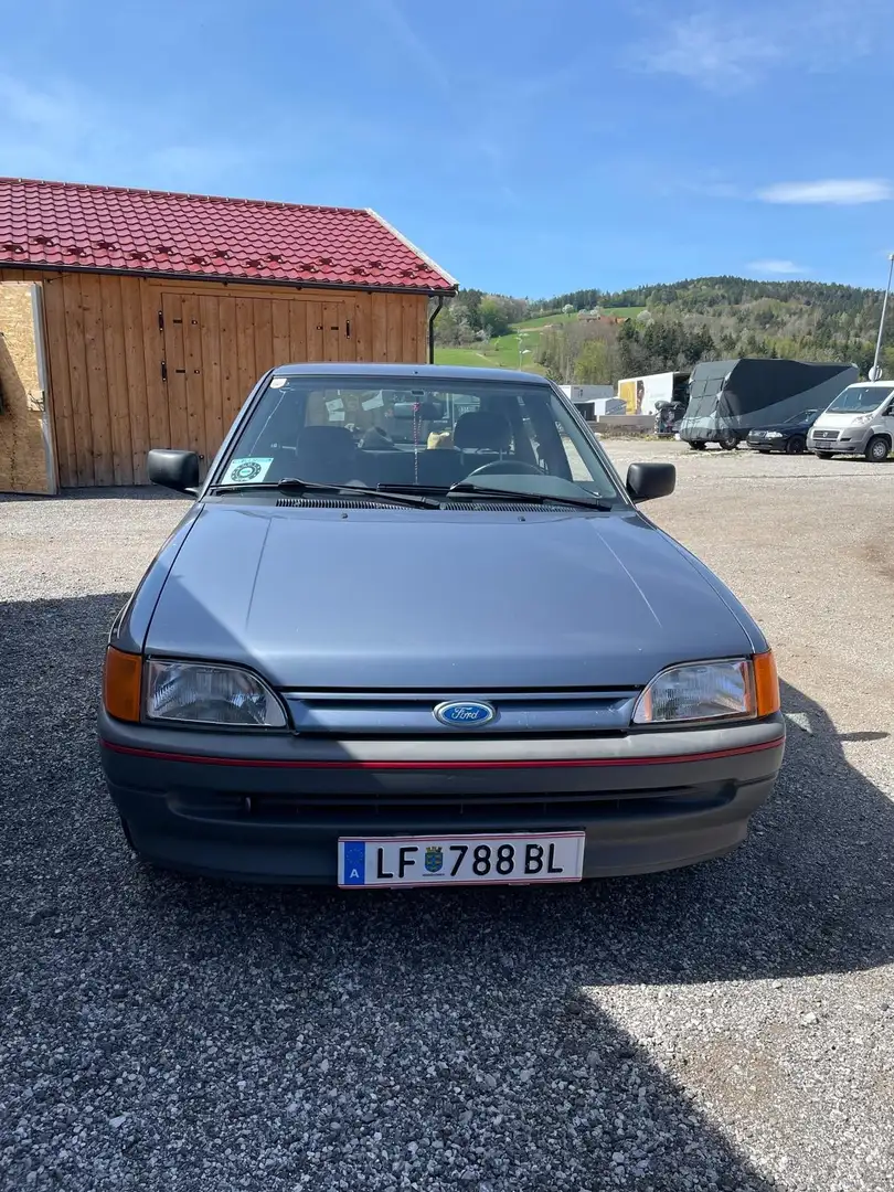 Ford Escort CLX 1,4 - 2