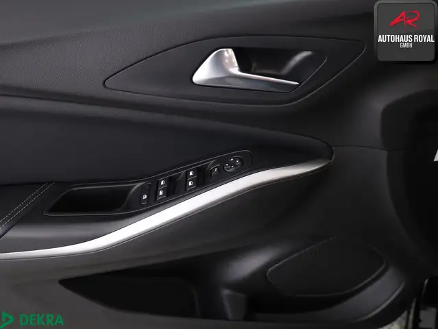 Opel Grandland X view 15