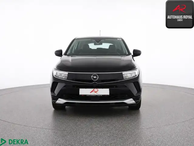 Opel Grandland X view 8