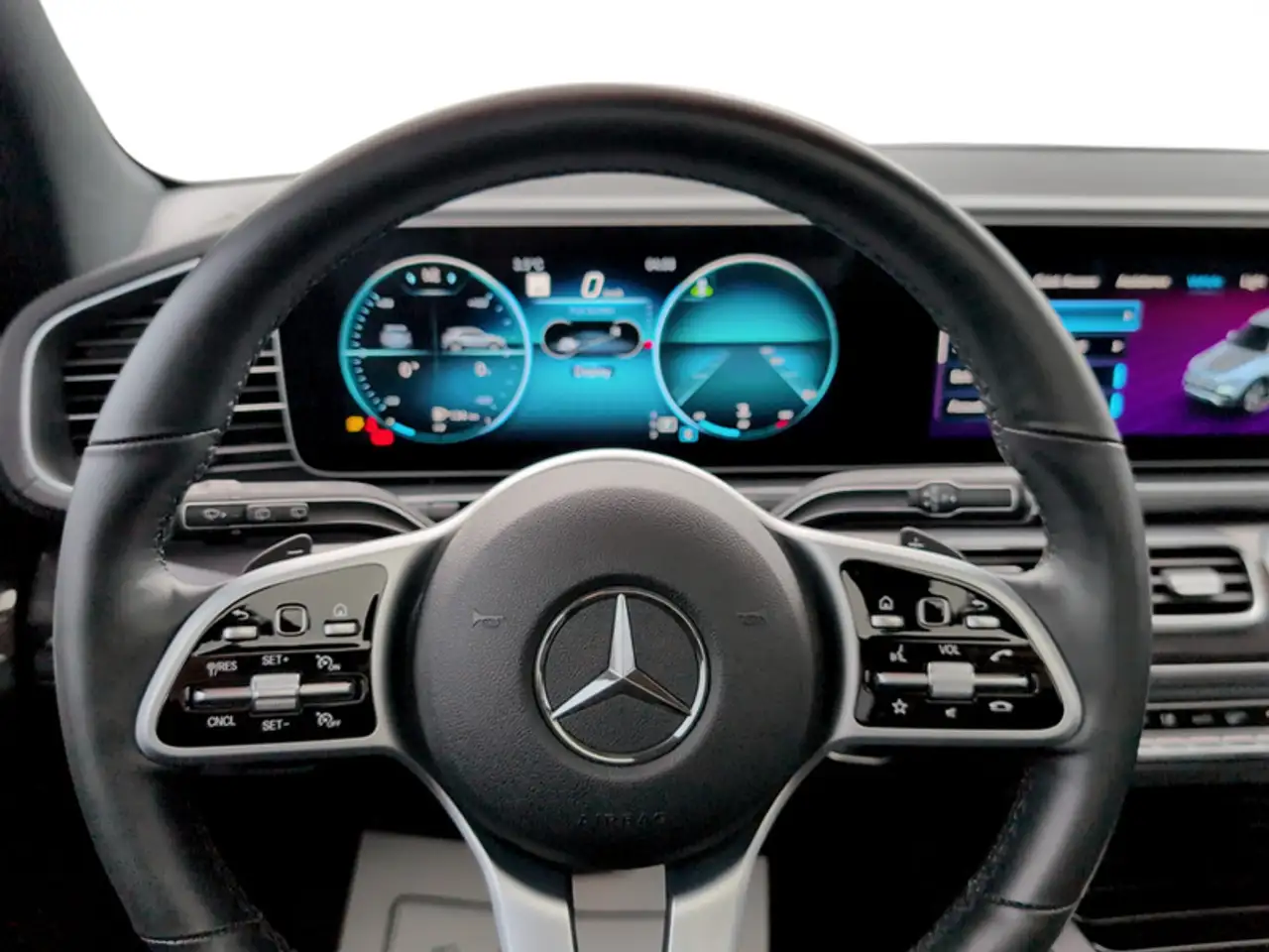 Mercedes-Benz GLE снимка Mercedes-Benz GLE