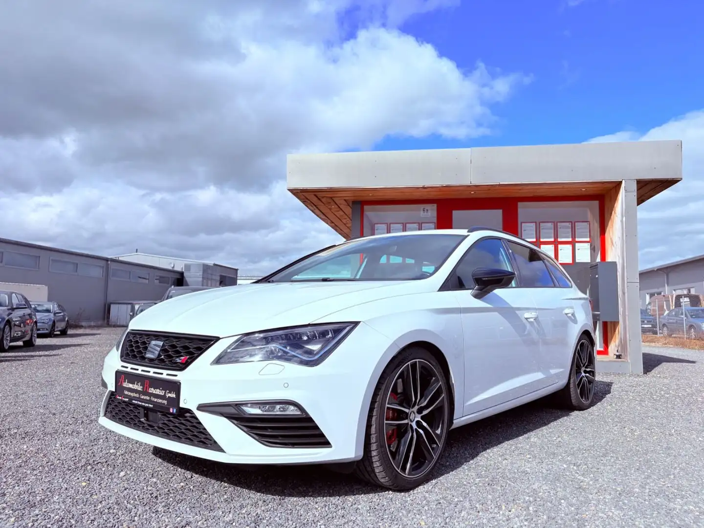 SEAT Leon ST Cupra300 ACC LED Alcantara Virtual Cock. Wit - 1