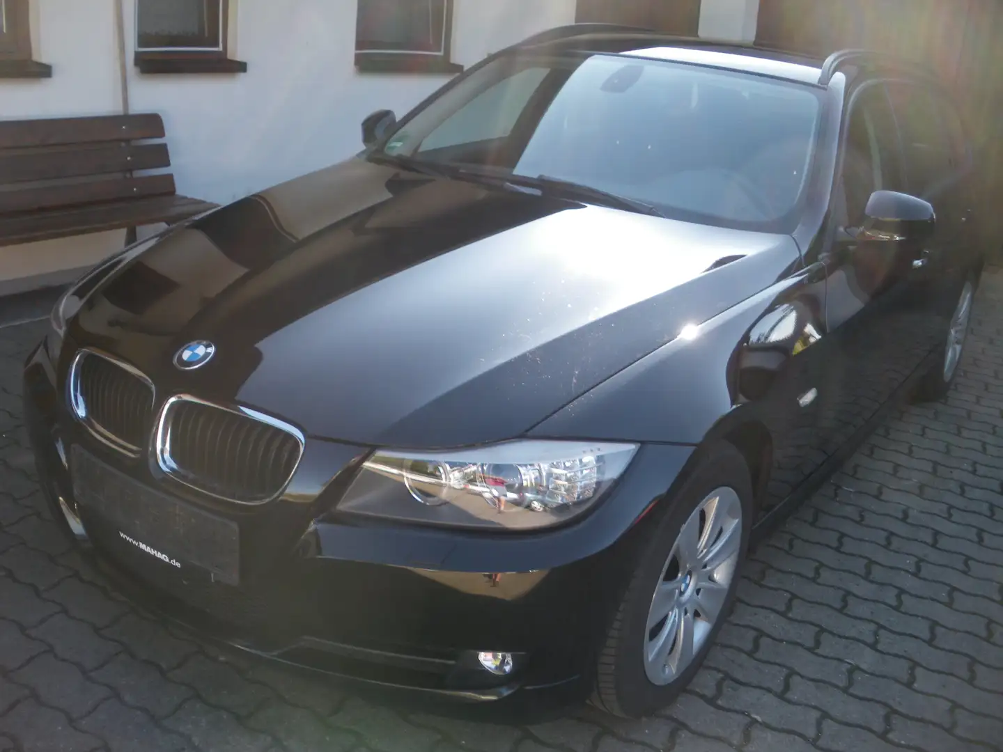 BMW 318 318d Tour Edit Lifestyle, 1. Hand, Xenon, Sitzhzg Schwarz - 1