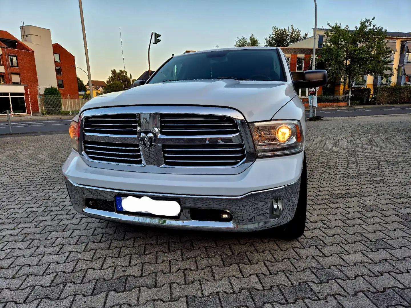 Dodge RAM Weiß - 1