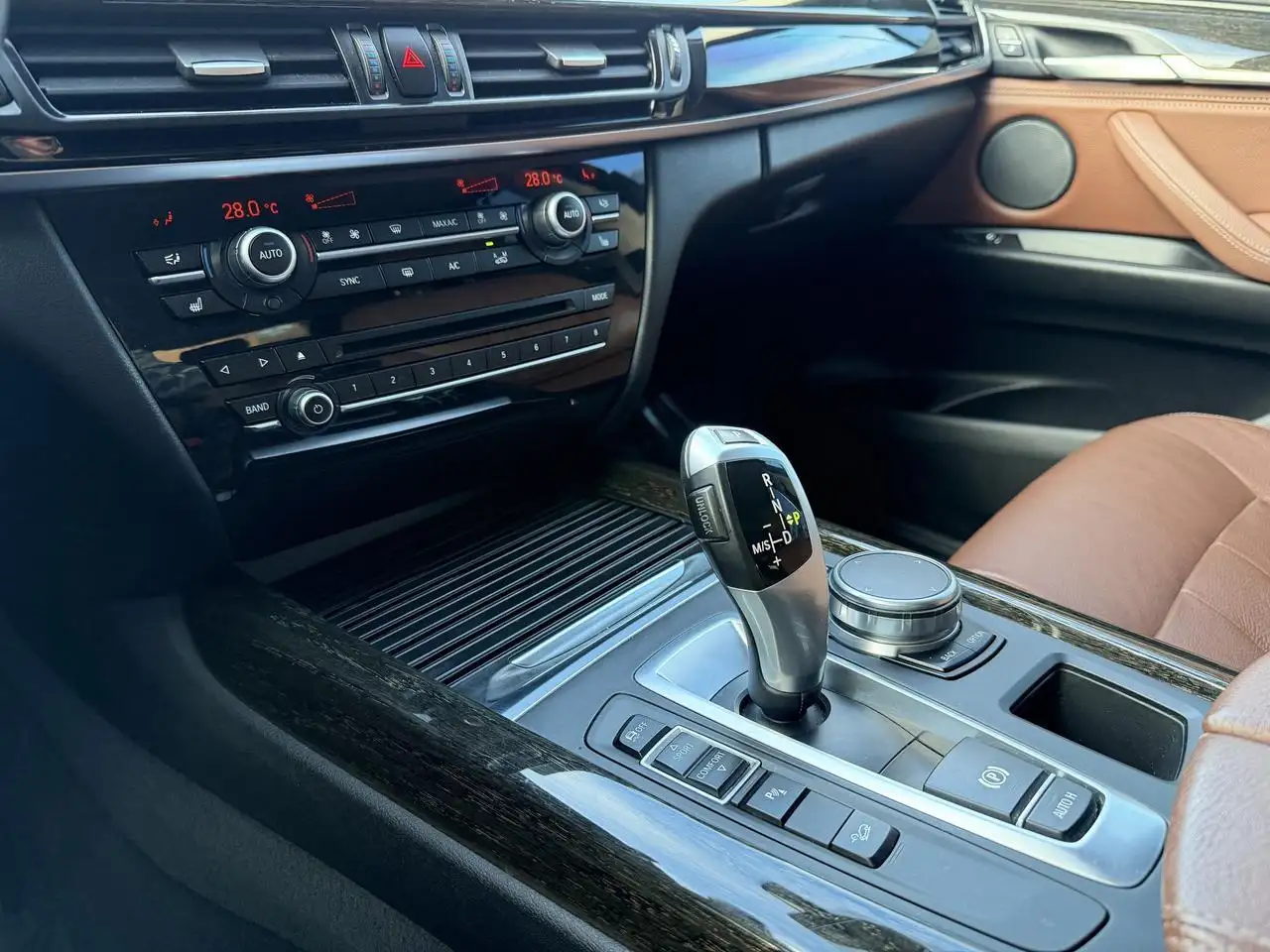 BMW X5 снимка BMW X5