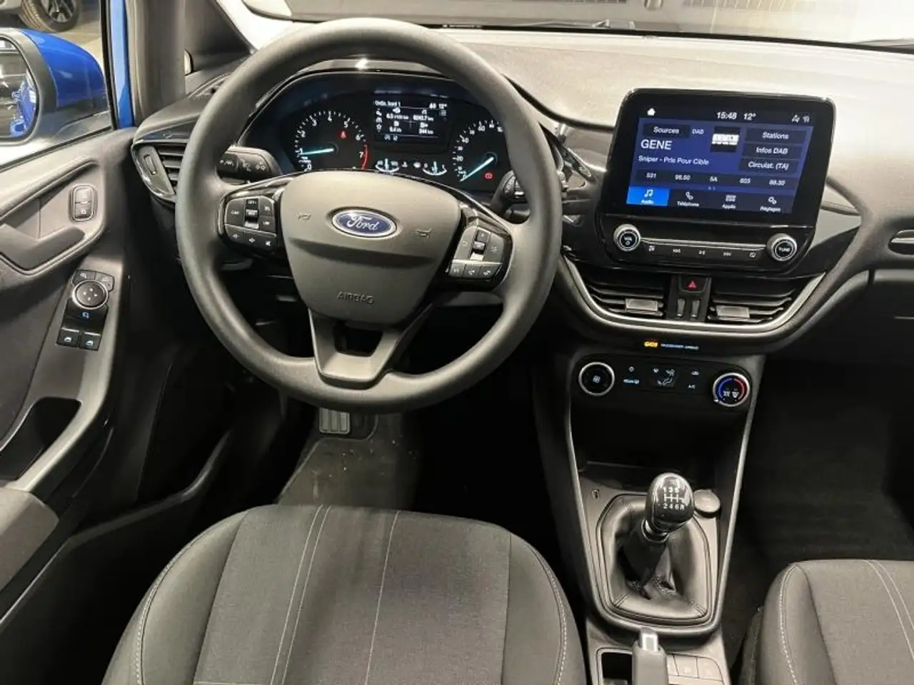 Ford Fiesta 5 portes — photo 11