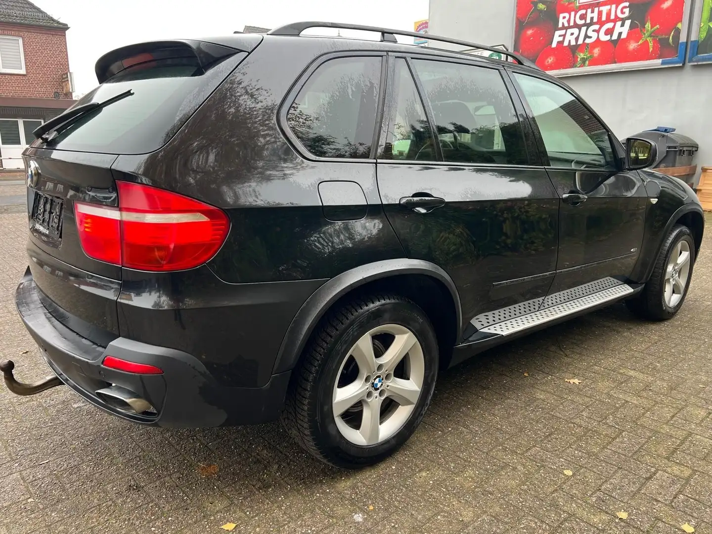 BMW X5 4,8 i 7 Sitzer Reimport Noir - 1