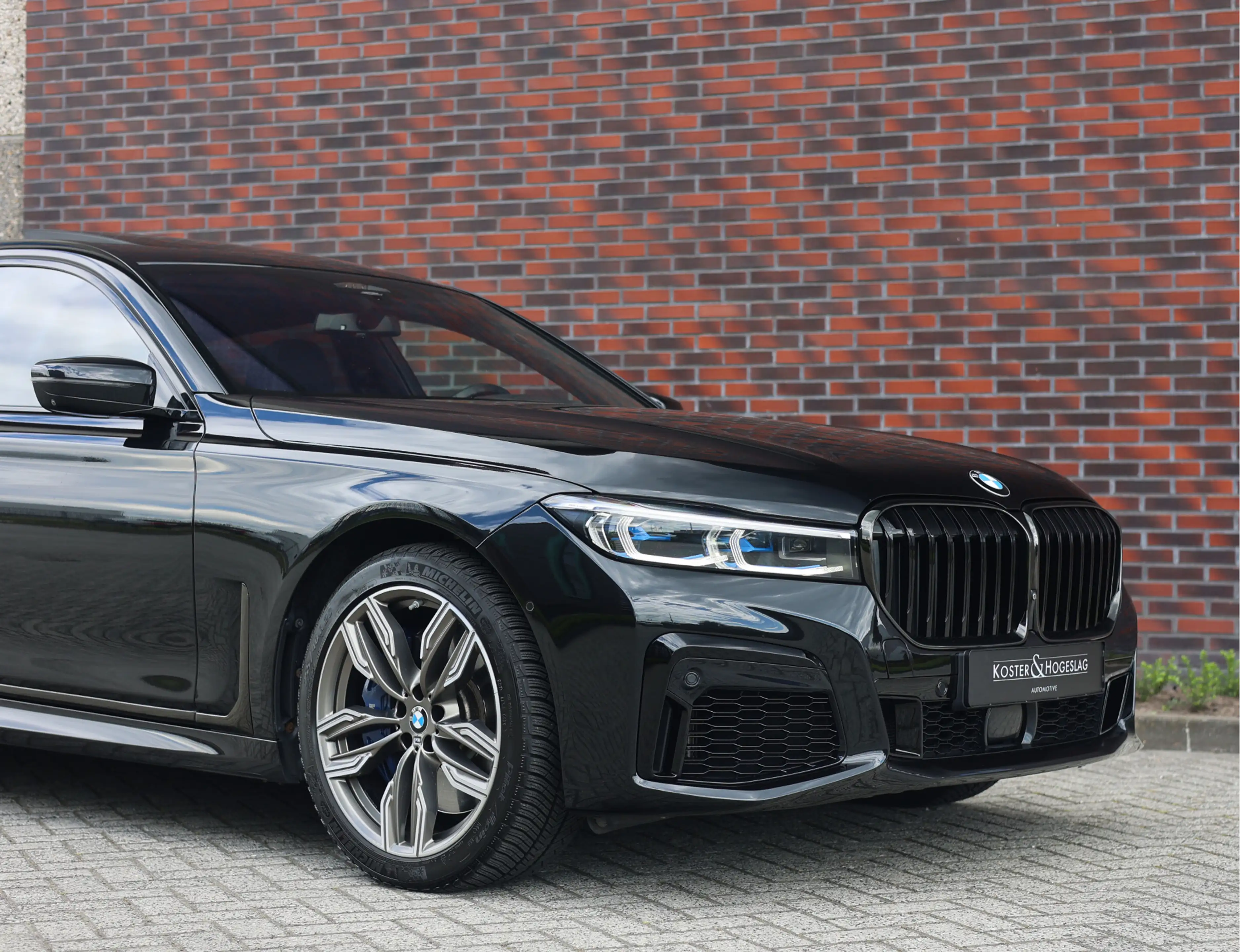 BMW 760 7-serie M760Li xDrive | Skylounge - M Driver's Pac — photo 18
