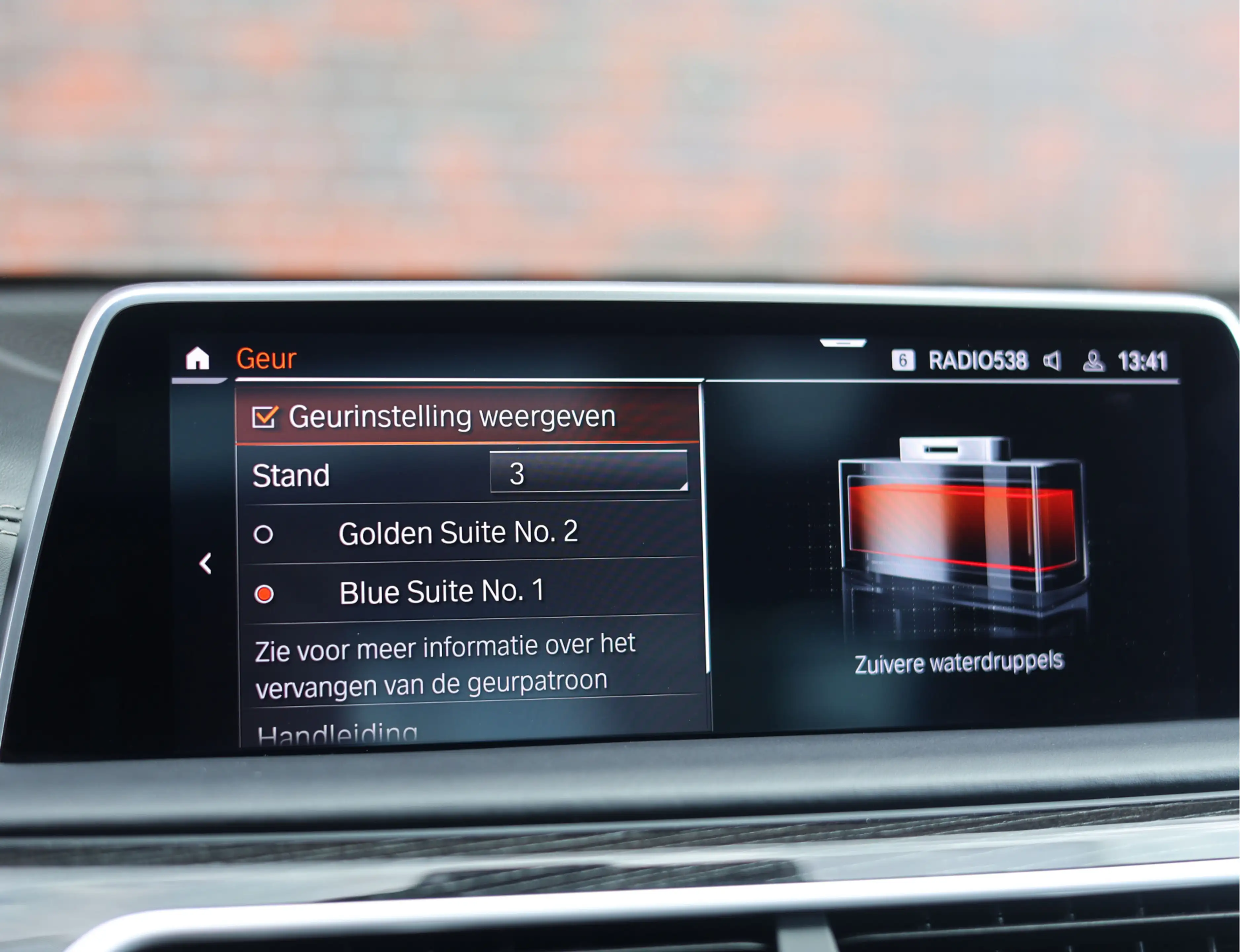 BMW 760 7-serie M760Li xDrive | Skylounge - M Driver's Pac — photo 48