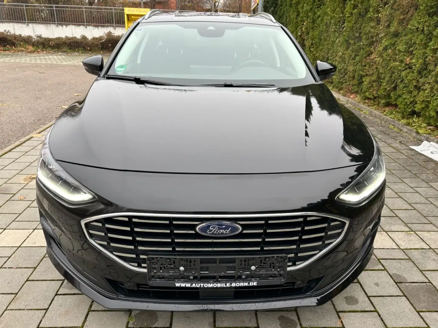 Ford Focus 1,5 EcoBlue Titanium X Turnier Auto Noir - 2