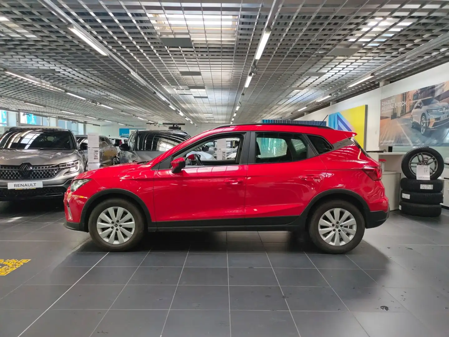 SEAT Arona Style*Carplay*Kamera*Sitzheiz* Klima Navi Rojo - 2