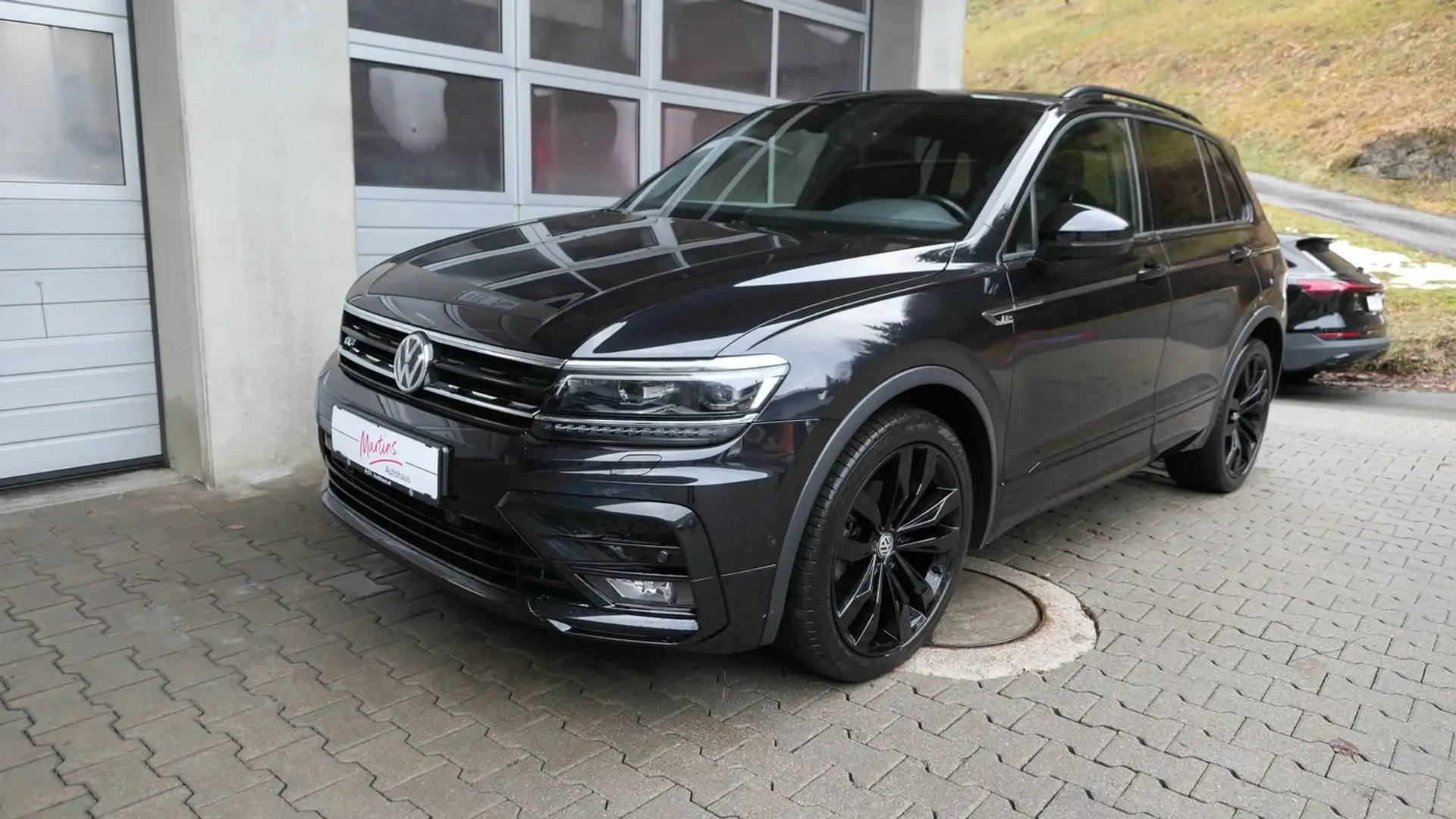 Volkswagen Tiguan Sky TDI SCR 4MOTION DSG Noir - 1