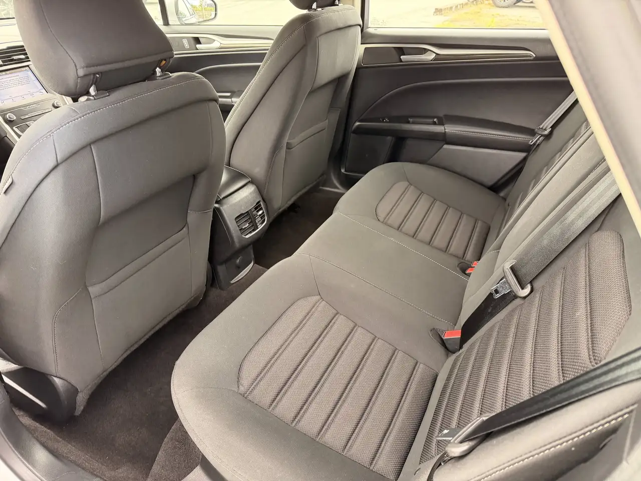 Ford Fusion Energi photo Ford Fusion Energi