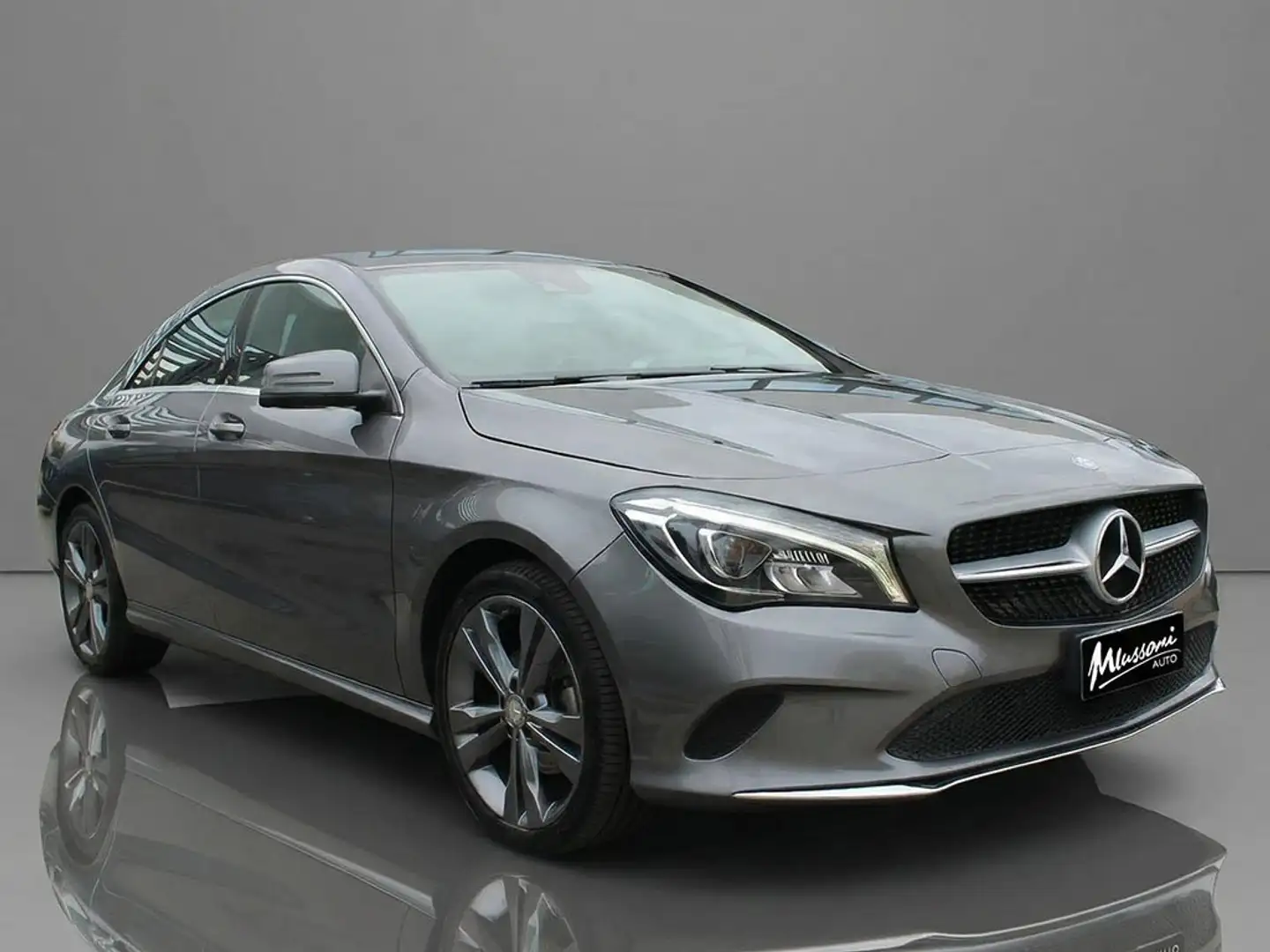 Mercedes-Benz CLA 200 d Sport 4matic auto FL Grigio - 1