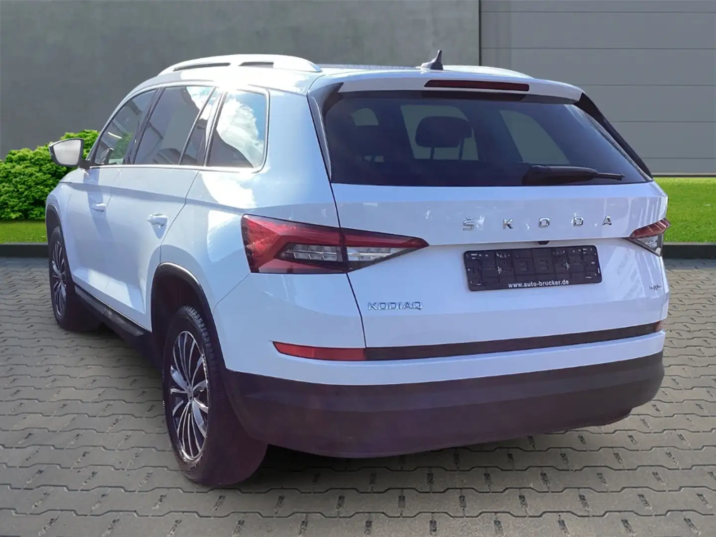 Skoda Kodiaq Style 4x4 2.0 TDI+Navi+Klimaautomatik+elektr.Sitze Bílá - 2