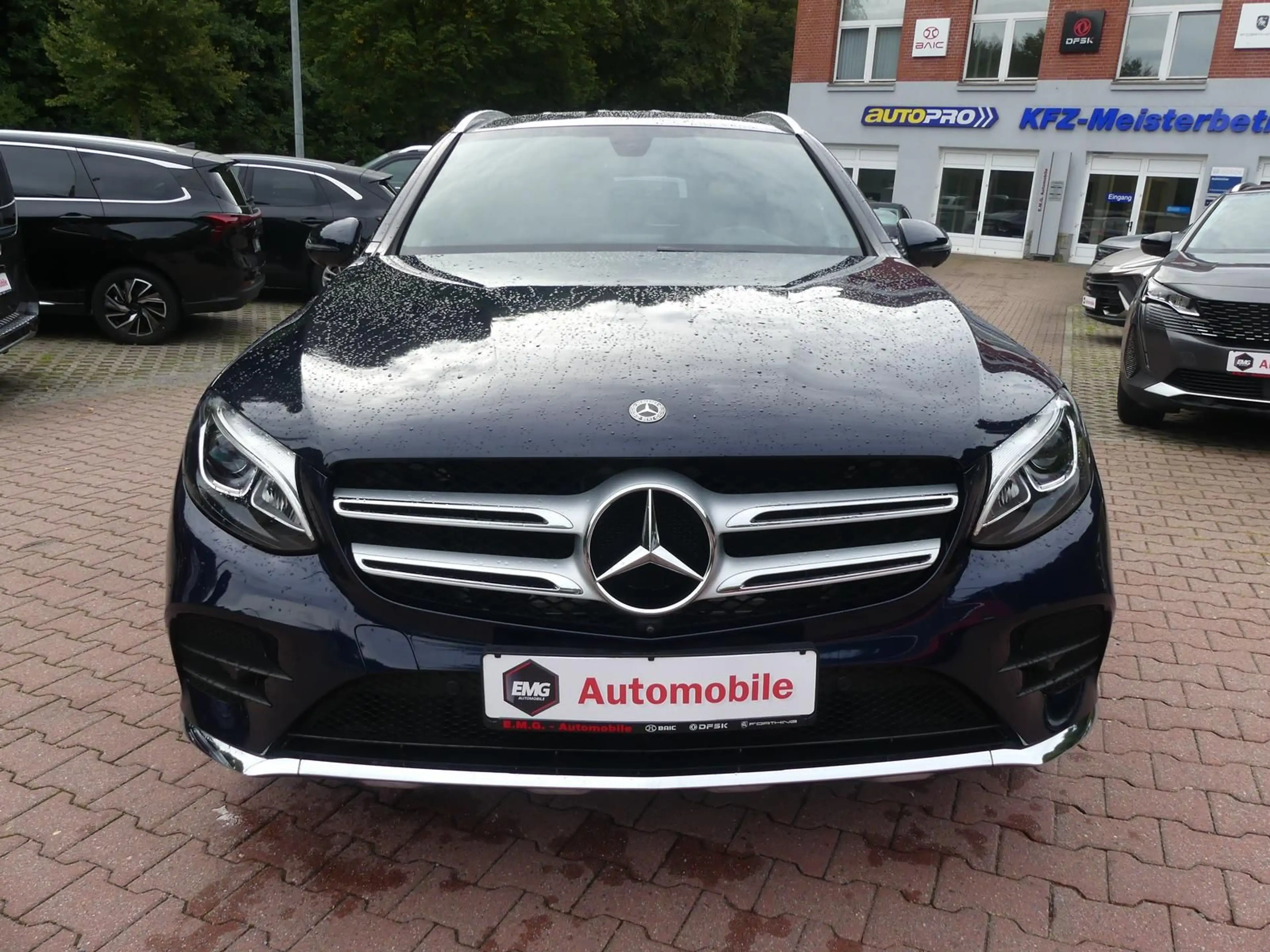 Mercedes-Benz GLC 250 *4Matic*AMG*Leder*Klimaauto*SHZ*Kam*LED — photo 2
