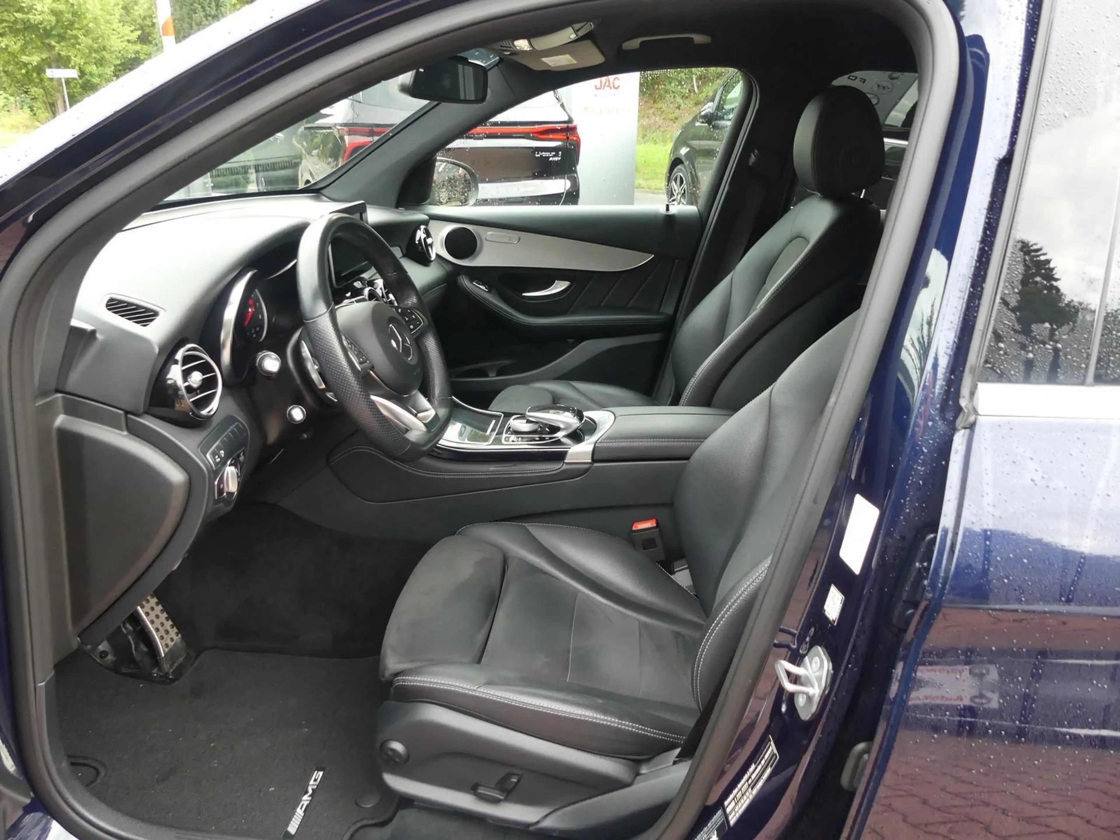Mercedes-Benz GLC 250 *4Matic*AMG*Leder*Klimaauto*SHZ*Kam*LED — photo 10