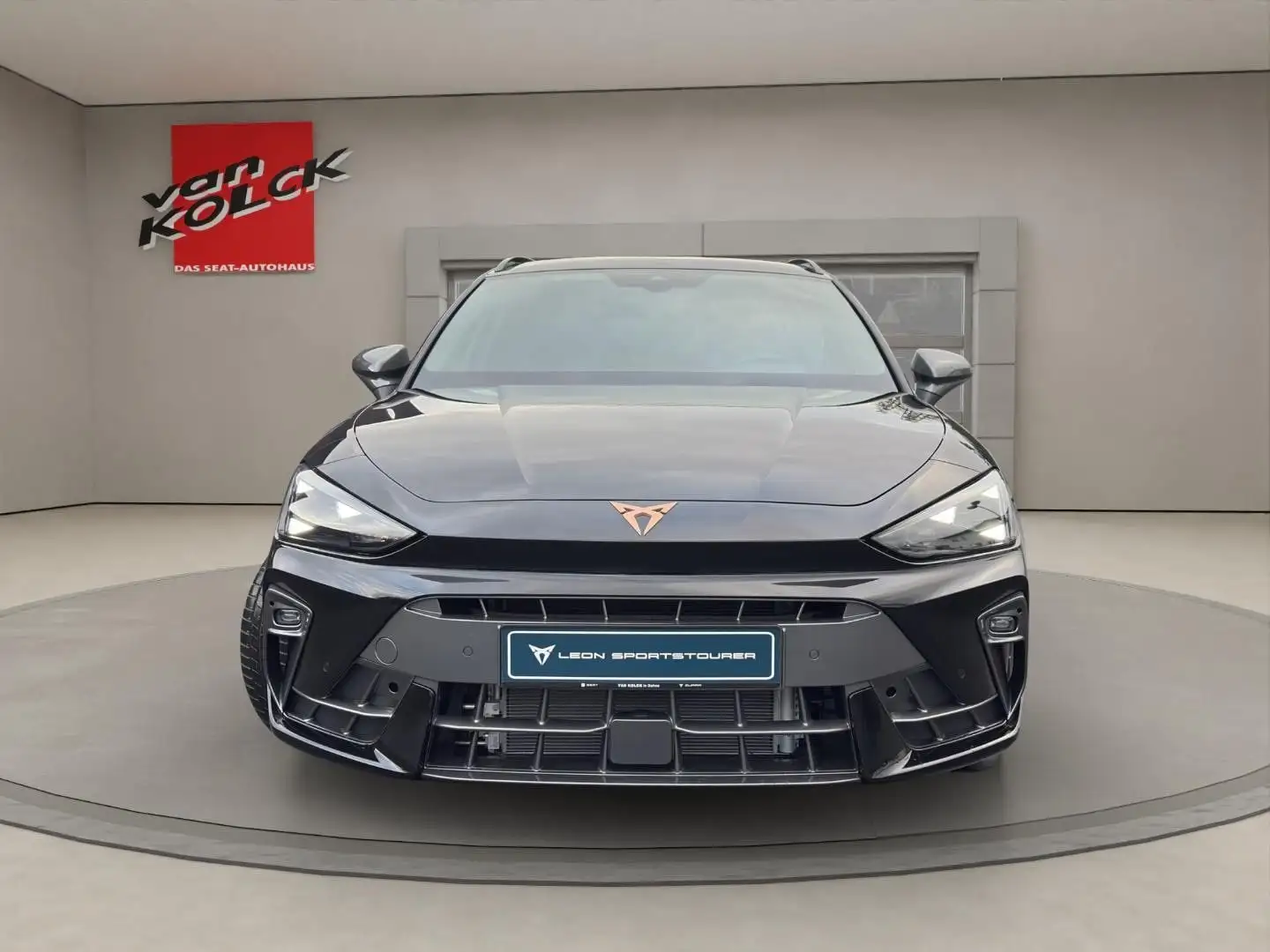 CUPRA Leon Sportstourer 1.5 eTSI 110 kW (150 PS) 7-Gan Noir - 1