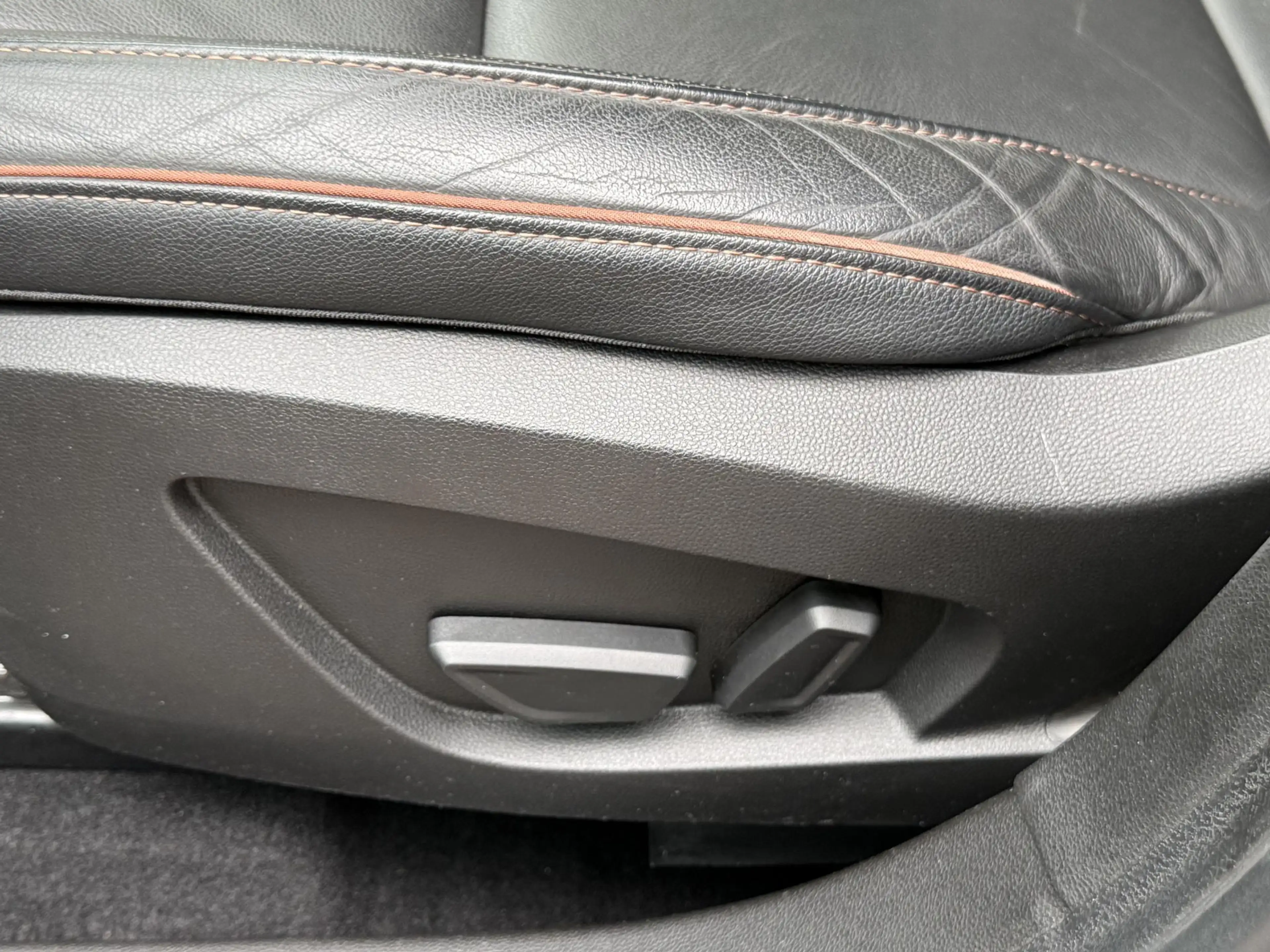 Renault Captur 1.3 TCe 130 Initiale Paris | NAP | Trekhaak | 360 — photo 27