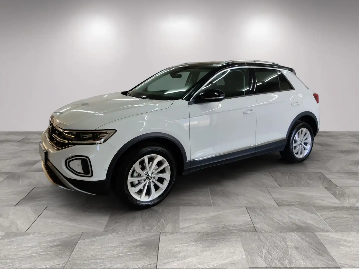 Volkswagen T-Roc Style 1.5 TSI DSG/AHK/Pano/Standhzg/02.29G Weiß - 2