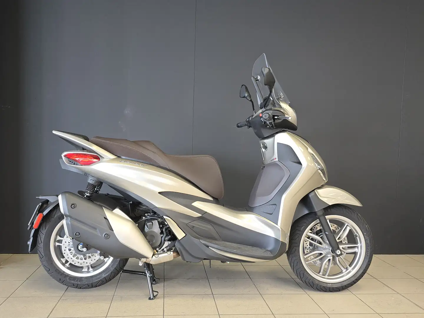 Piaggio Beverly 400 Beige - 1