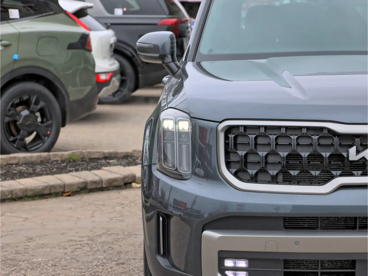 Kia Telluride снимка Kia Telluride