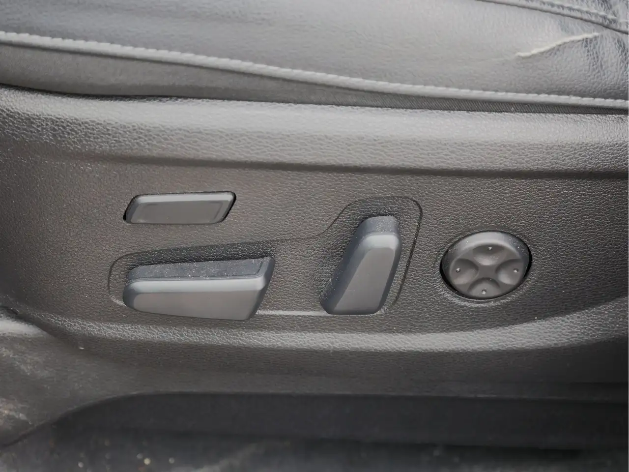 Kia Telluride снимка Kia Telluride