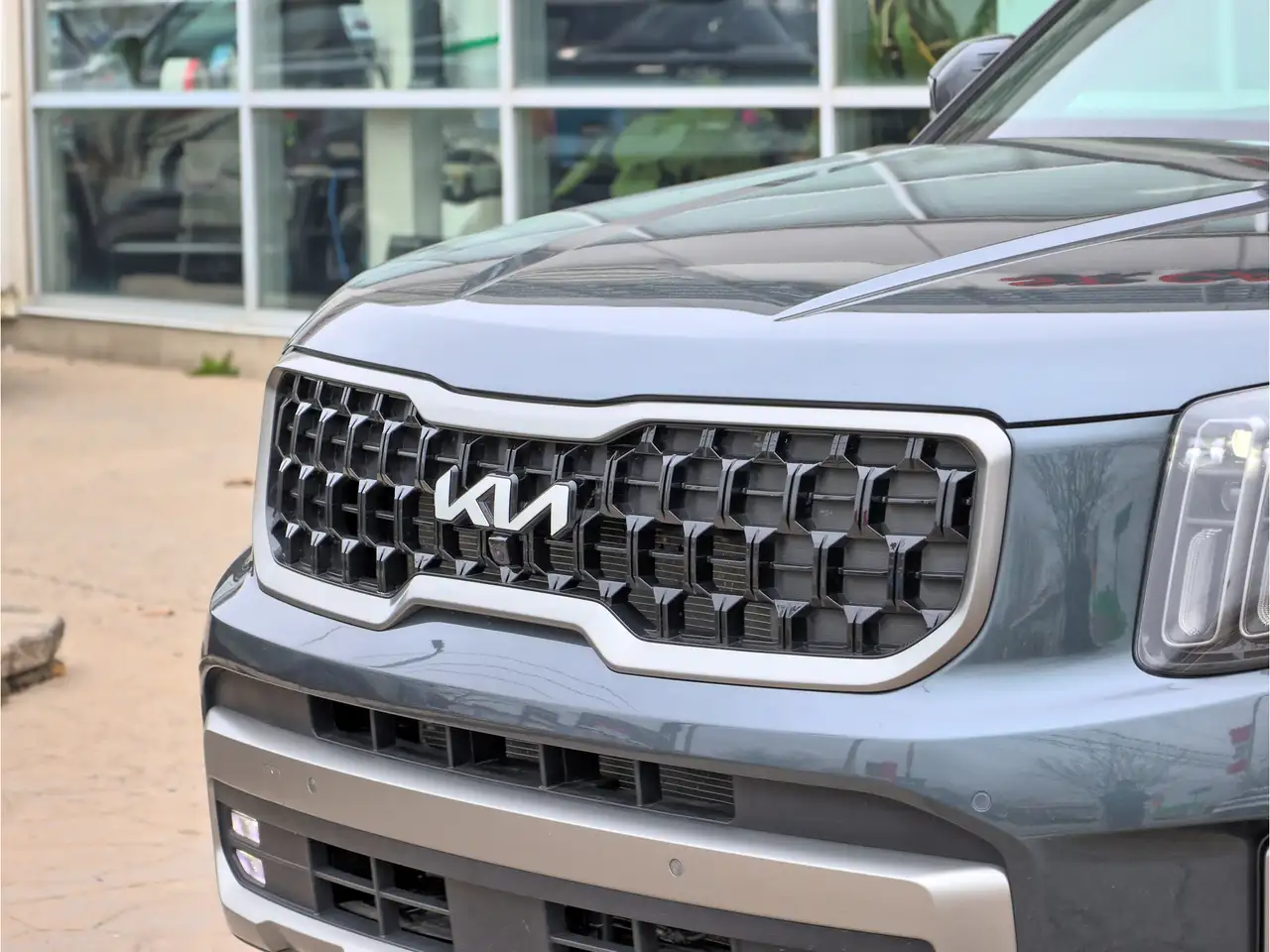 Kia Telluride снимка Kia Telluride