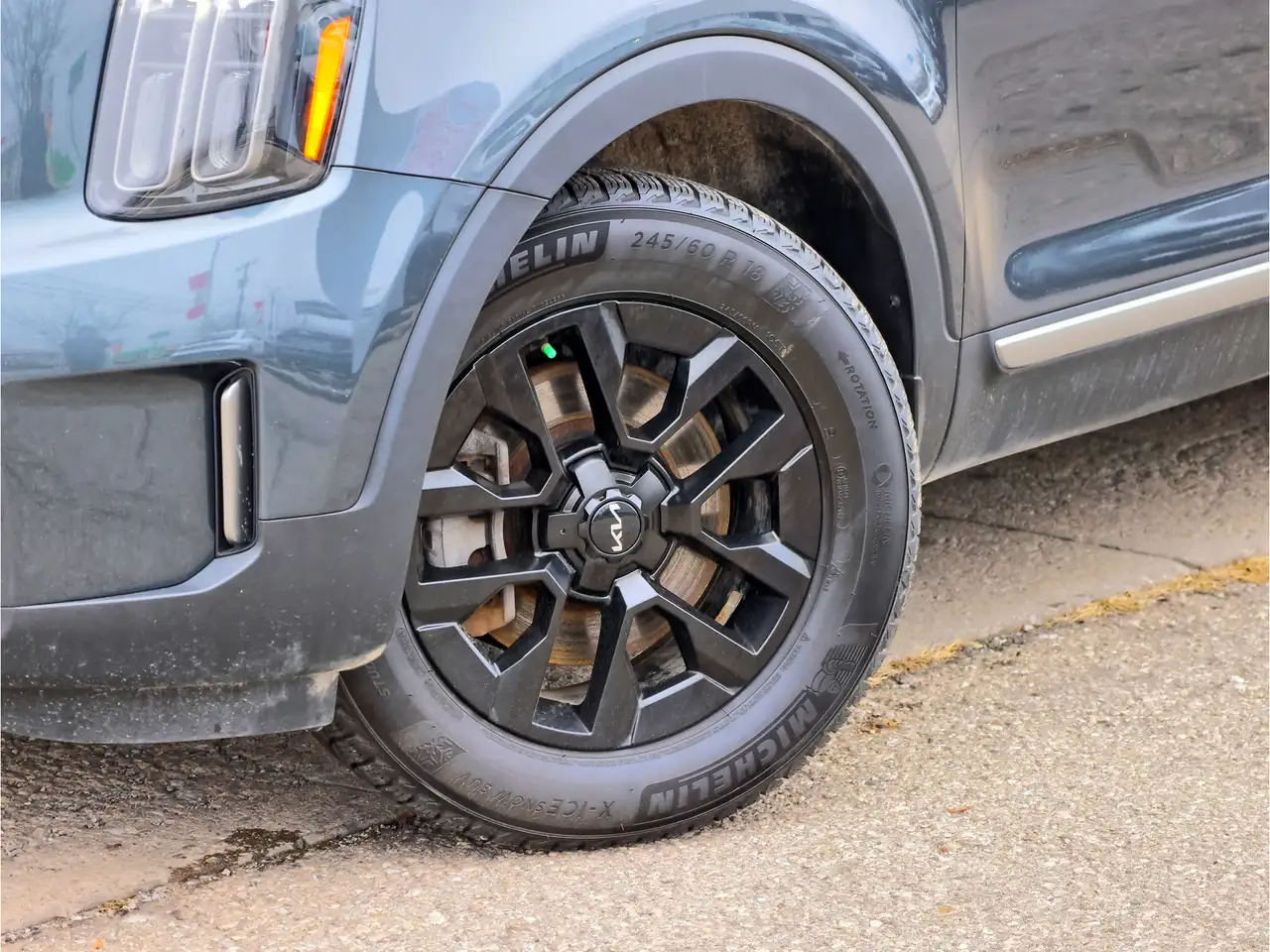 Kia Telluride снимка Kia Telluride