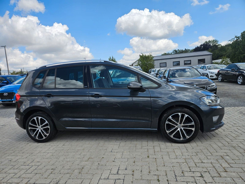 Volkswagen Golf Sportsvan VII Allstar BMT/Start-Stopp — photo 3