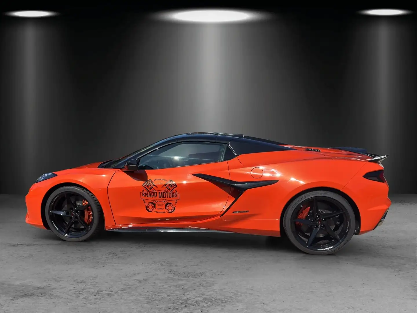 Corvette C8 E-Ray 6.2 V8 3LT CARBON INTERIOR/STEALTH/LIFT Orange - 2