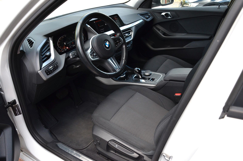 BMW 118 i Advantage/Autom./1.Hd./Top Zustand! — photo 15