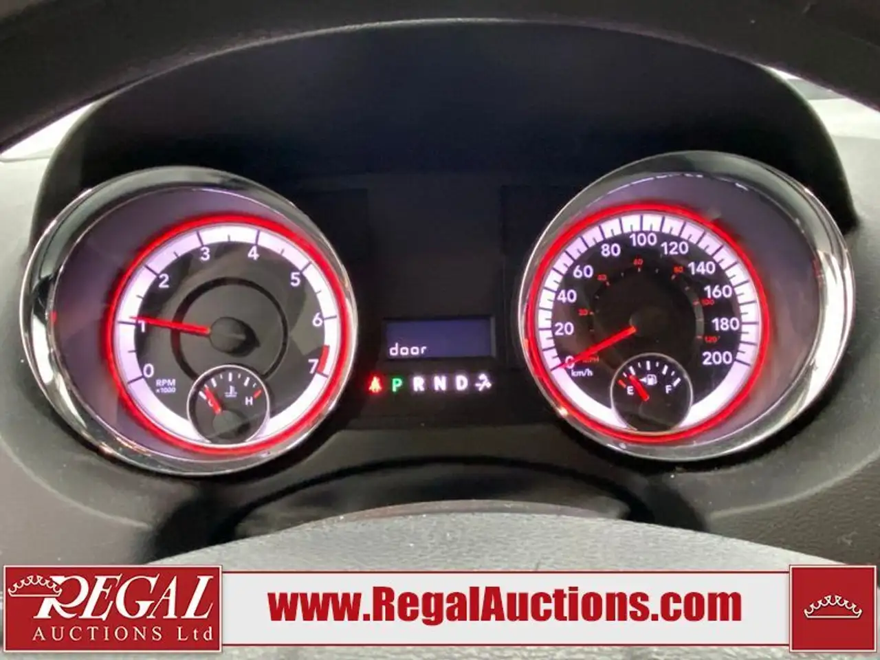 Dodge Grand Caravan снимка Dodge Grand Caravan