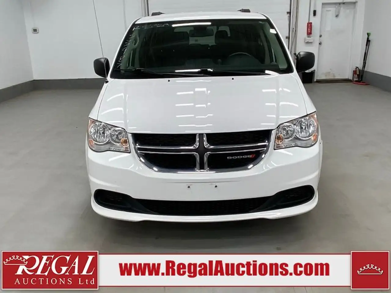 Dodge Grand Caravan снимка Dodge Grand Caravan