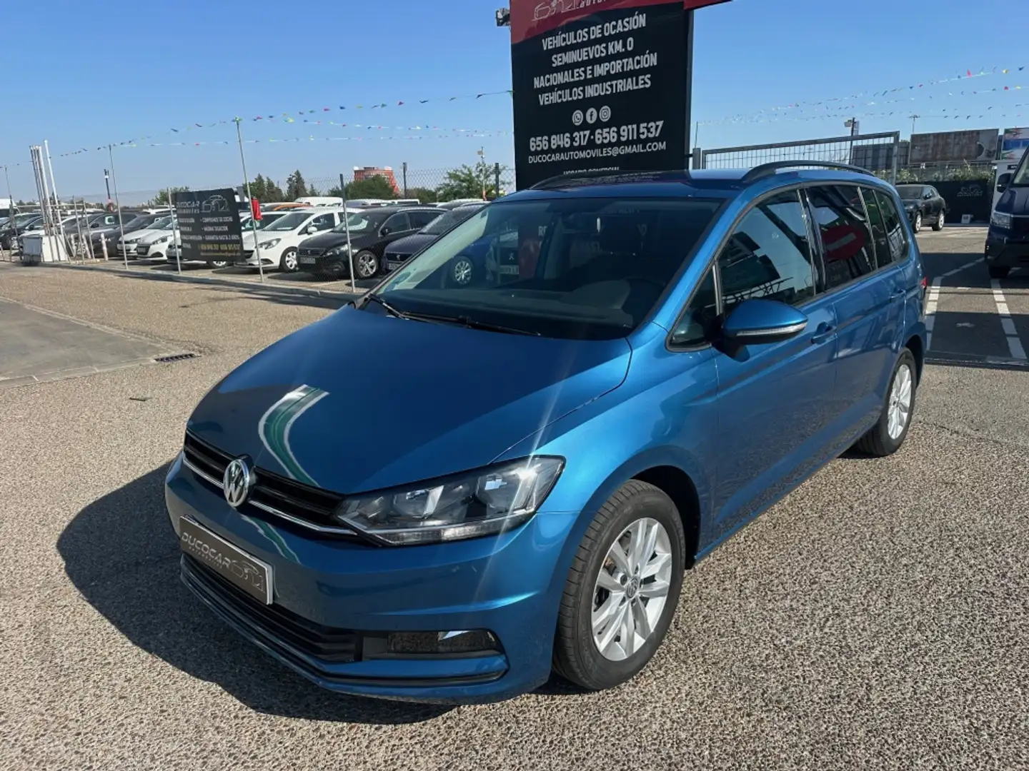 Volkswagen Touran 1.6TDI Business and Navi Edition 85kW Azul - 2