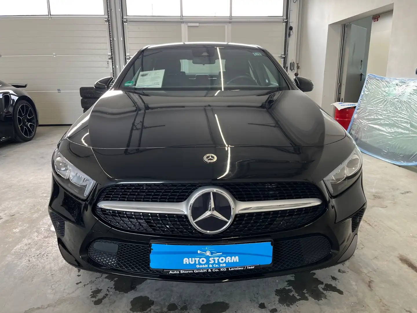 Mercedes-Benz A 180 d Style*Limousine*1-Hand*SpurH*LED*PDC*NAVI* LM PD Schwarz - 2