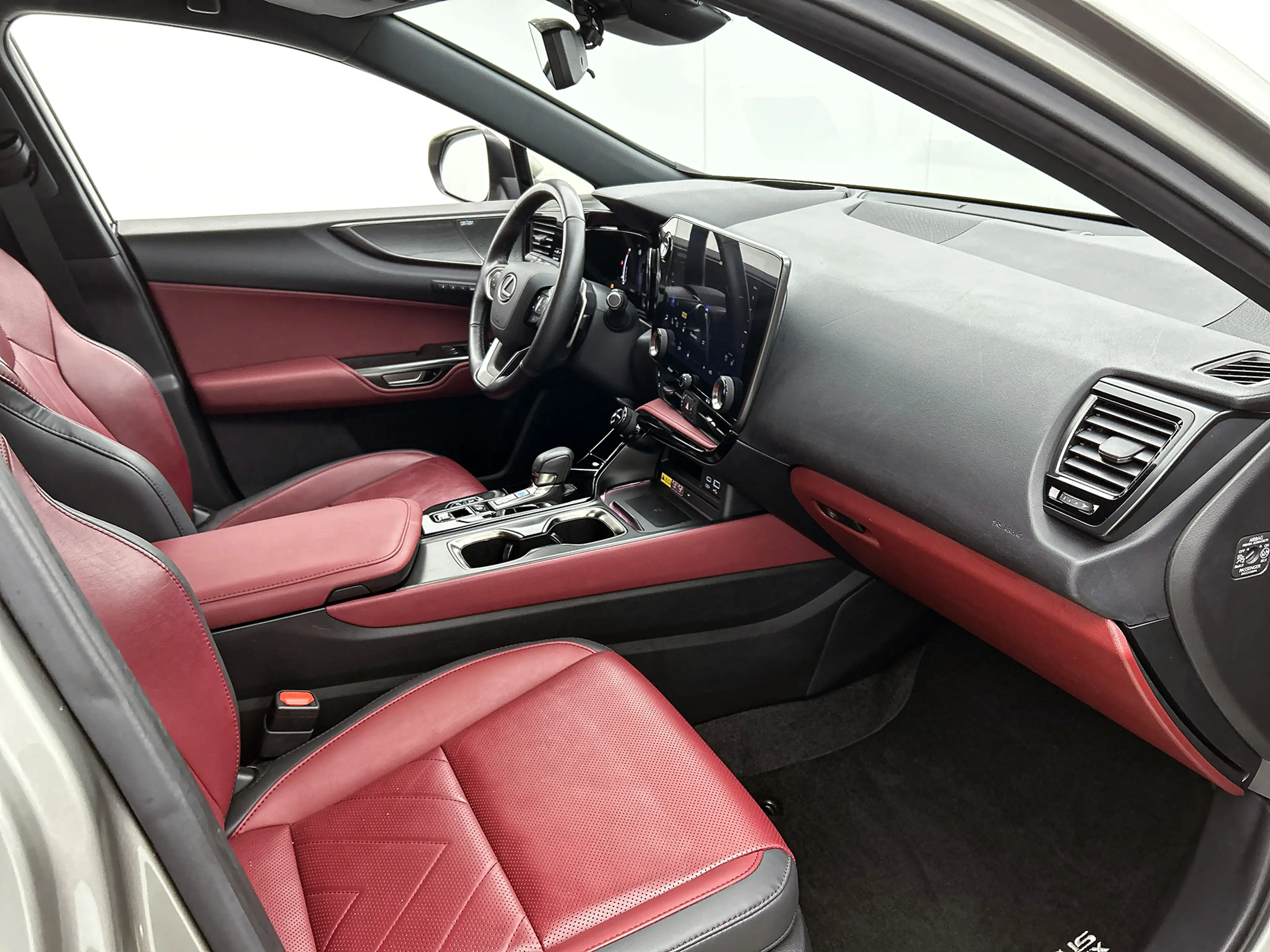 Lexus NX 350h AWD President Line | BTW | Mark Levinson | Rood Le — photo 6