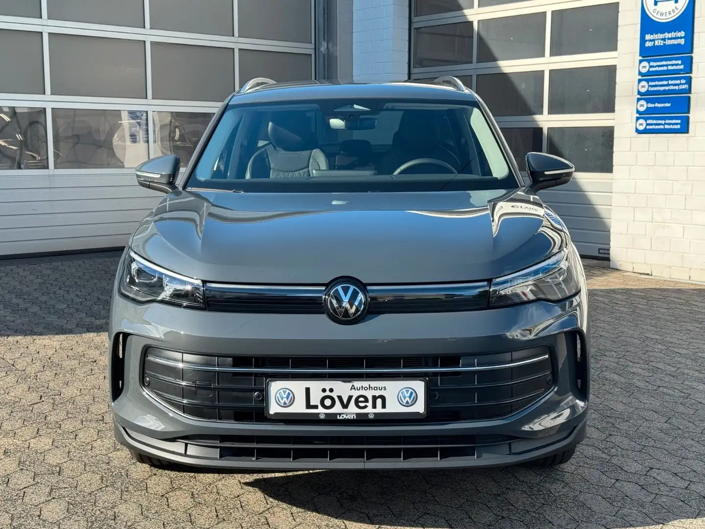 Volkswagen Tiguan 1.5 eTSI DSG Life|Navi|Kamera|LED+|SHZ Gris - 2